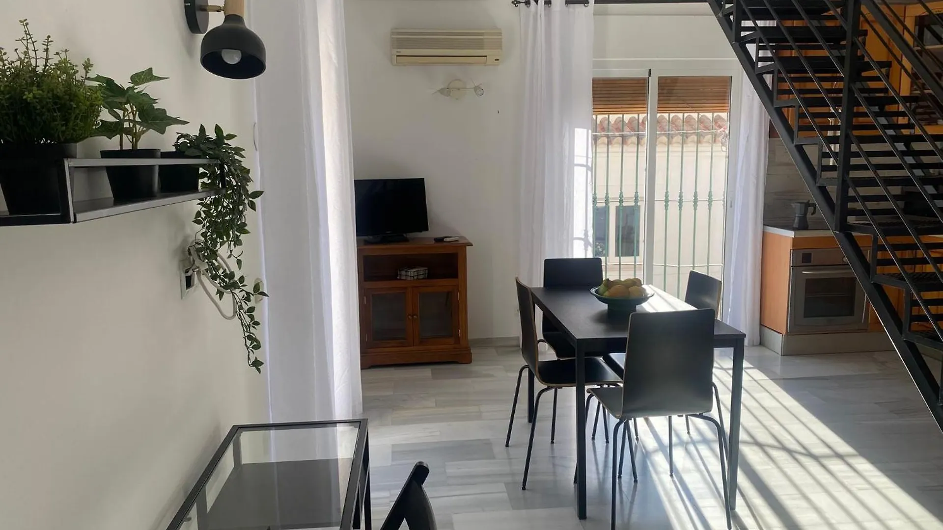 Casa Evelyn C Spainsunrentals Nerja